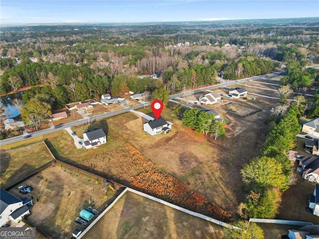 689 S Jeff Davis Drive, Fayetteville, GA 30215