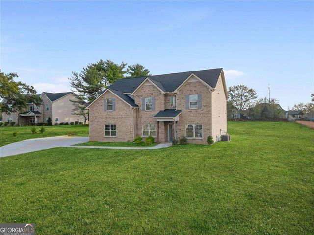689 S Jeff Davis Drive, Fayetteville, GA 30215