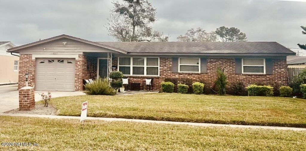 3223 SKIPPER Lane, Jacksonville, FL 32216