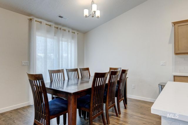 12445 Shadow River St, Caldwell, ID 83607