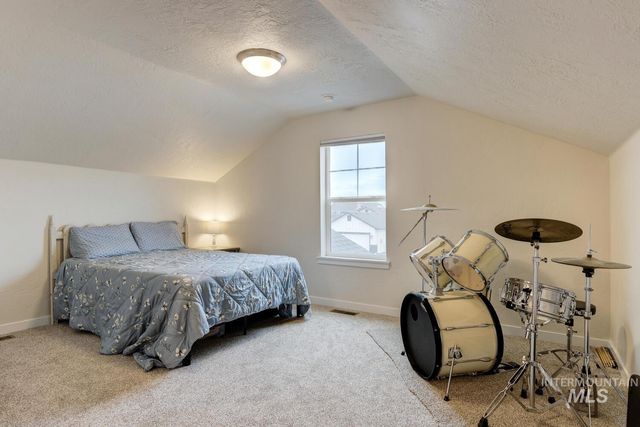 12445 Shadow River St, Caldwell, ID 83607