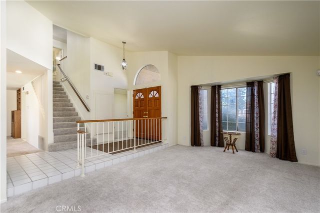 38016 Ranier, Palmdale, CA 93552