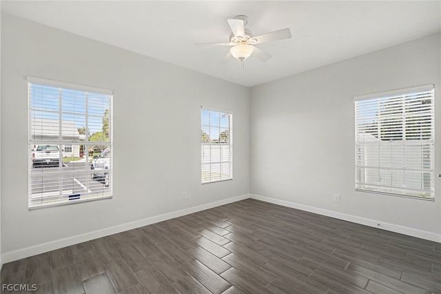 6081 Lake Front DR, Fort Myers, FL 33908