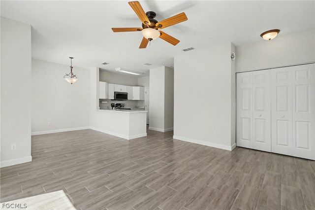 6081 Lake Front DR, Fort Myers, FL 33908