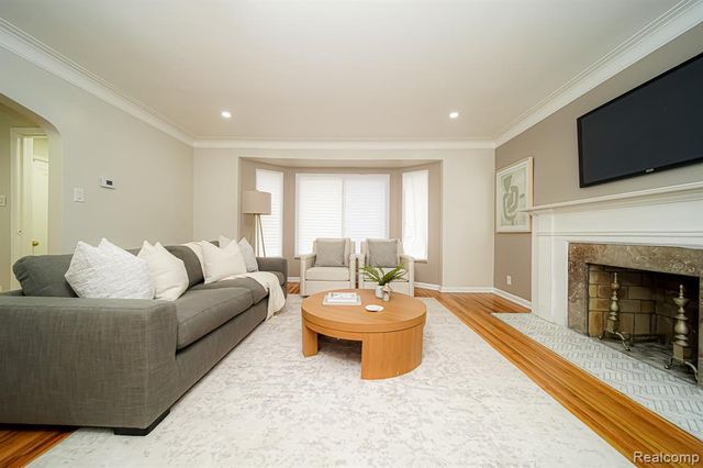 3080 Oakman Boulevard, Detroit, MI 48238