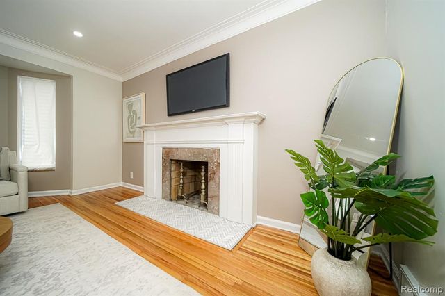 3080 Oakman Boulevard, Detroit, MI 48238