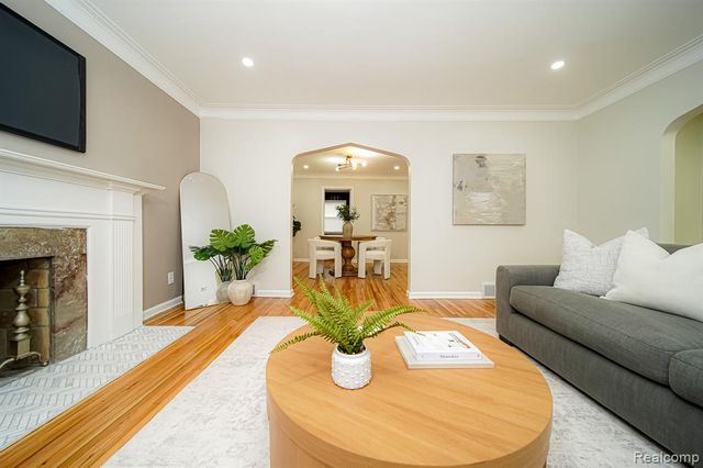 3080 Oakman Boulevard, Detroit, MI 48238