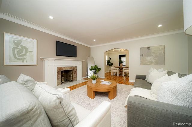 3080 Oakman Boulevard, Detroit, MI 48238