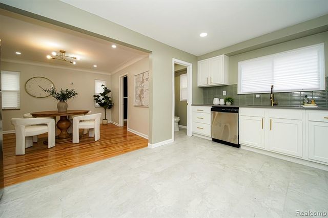 3080 Oakman Boulevard, Detroit, MI 48238