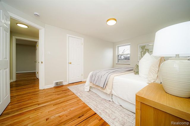 3080 Oakman Boulevard, Detroit, MI 48238