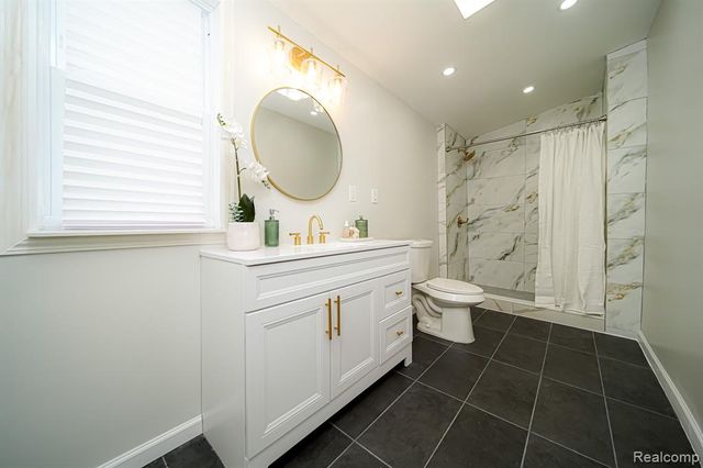 3080 Oakman Boulevard, Detroit, MI 48238