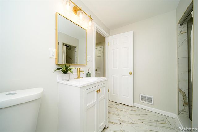 3080 Oakman Boulevard, Detroit, MI 48238