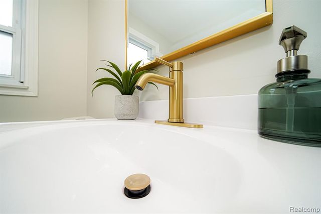 3080 Oakman Boulevard, Detroit, MI 48238