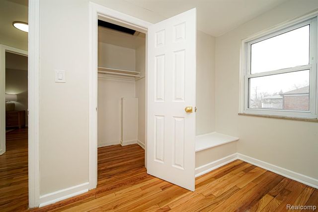 3080 Oakman Boulevard, Detroit, MI 48238