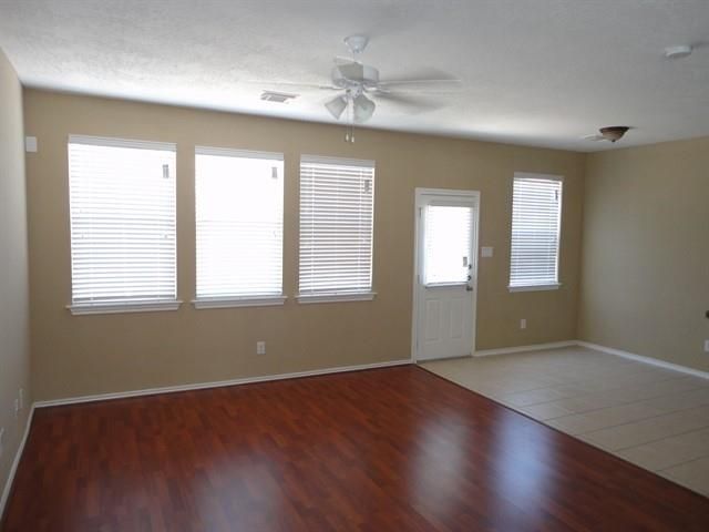 13118 Peppergate Lane, Houston, TX 77044