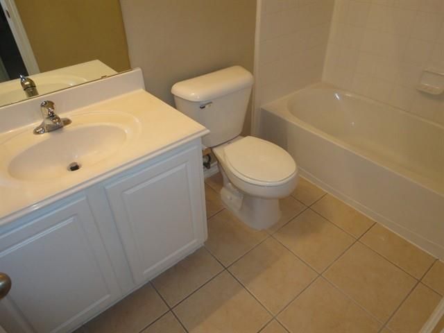 13118 Peppergate Lane, Houston, TX 77044