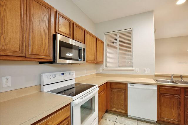 1976 ISLAND WALK DRIVE, Orlando, FL 32824