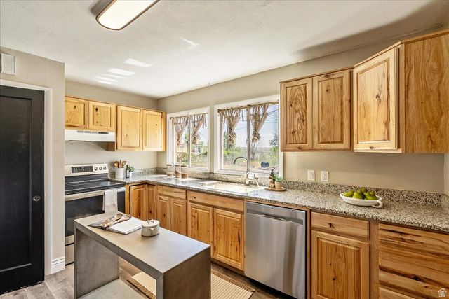 585 W 5175 S, Ogden, UT 84405