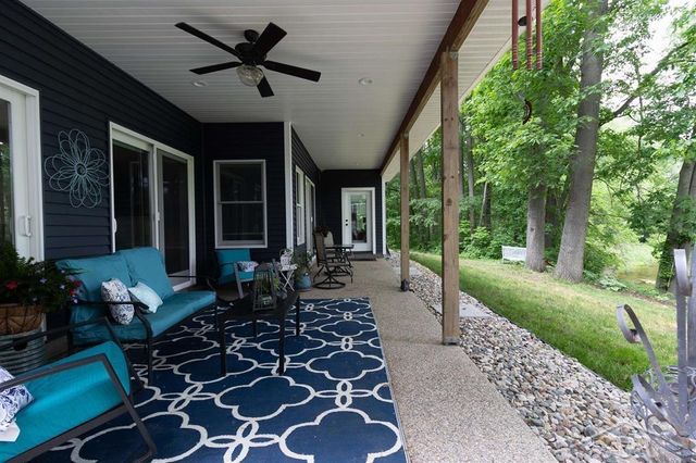 319 E Dopp Road, Midland, MI 48640