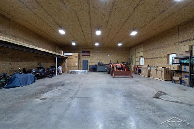 319 E Dopp Road, Midland, MI 48640