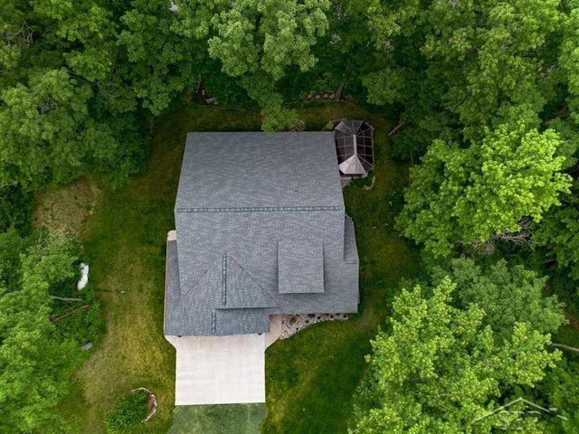 319 E Dopp Road, Midland, MI 48640