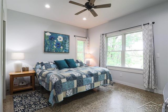 319 E Dopp Road, Midland, MI 48640