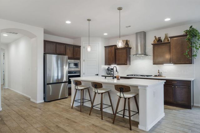 4141 Crowned Eagle Loop NE, Rio Rancho, NM 87144