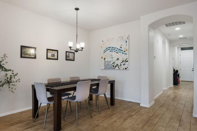 4141 Crowned Eagle Loop NE, Rio Rancho, NM 87144