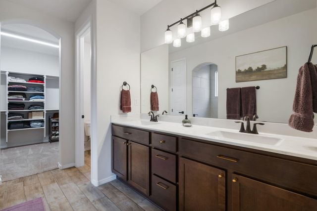 4141 Crowned Eagle Loop NE, Rio Rancho, NM 87144