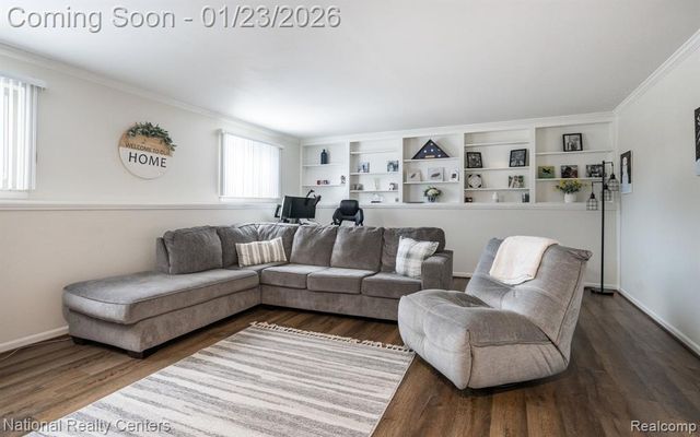 3955 Westlyn Drive, Lake Orion, MI 48359