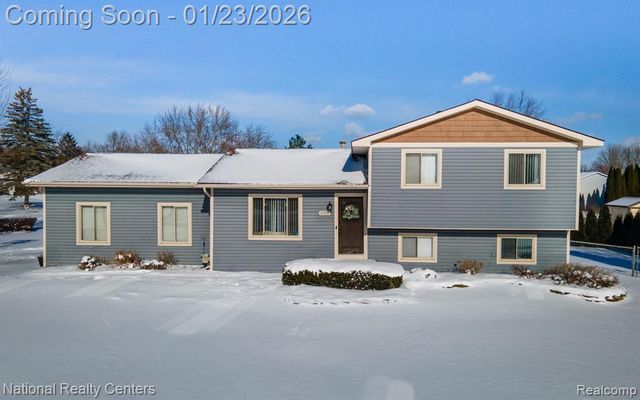 3955 Westlyn Drive, Lake Orion, MI 48359