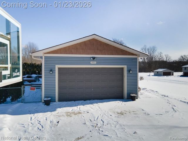 3955 Westlyn Drive, Lake Orion, MI 48359