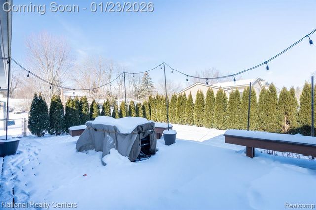 3955 Westlyn Drive, Lake Orion, MI 48359