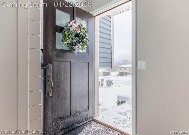 3955 Westlyn Drive, Lake Orion, MI 48359