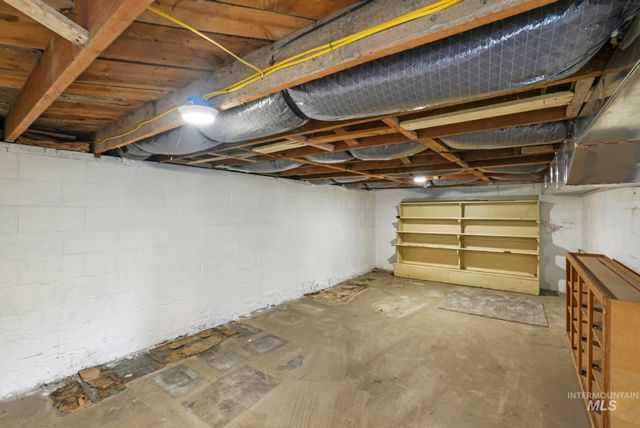 222 Jackson St, Twin Falls, ID 83301