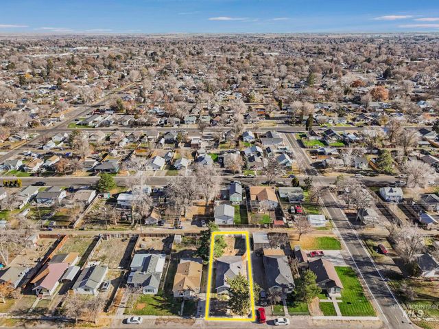 222 Jackson St, Twin Falls, ID 83301