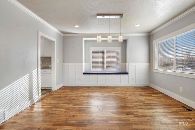 222 Jackson St, Twin Falls, ID 83301