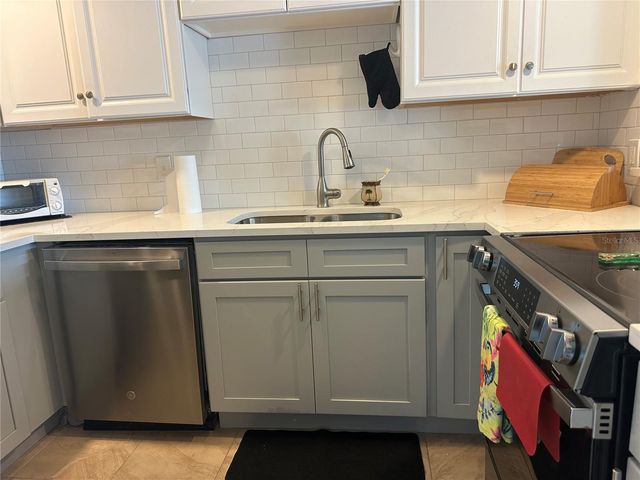 6161 GULF WINDS DRIVE 150, St Pete Beach, FL 33706