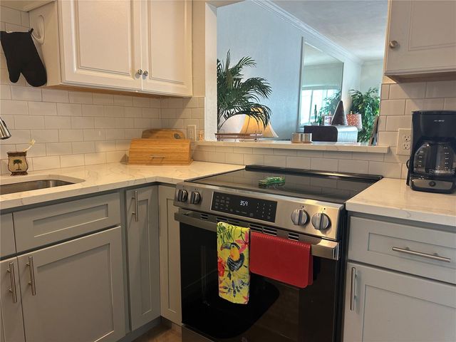 6161 GULF WINDS DRIVE 150, St Pete Beach, FL 33706