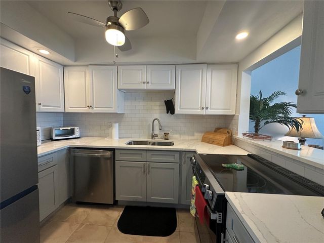6161 GULF WINDS DRIVE 150, St Pete Beach, FL 33706