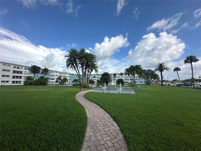 6161 GULF WINDS DRIVE 150, St Pete Beach, FL 33706