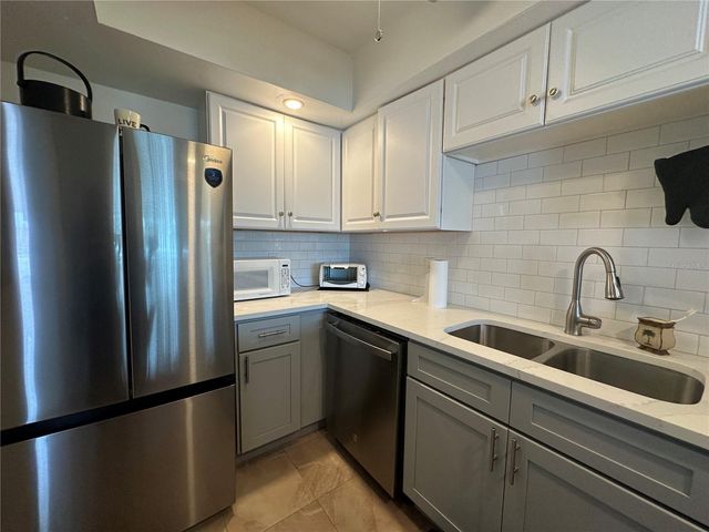 6161 GULF WINDS DRIVE 150, St Pete Beach, FL 33706