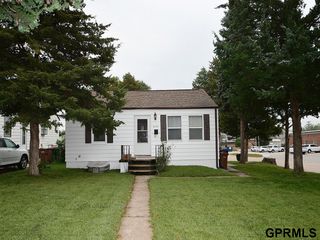 2111 Washington Street, Bellevue, NE 68005