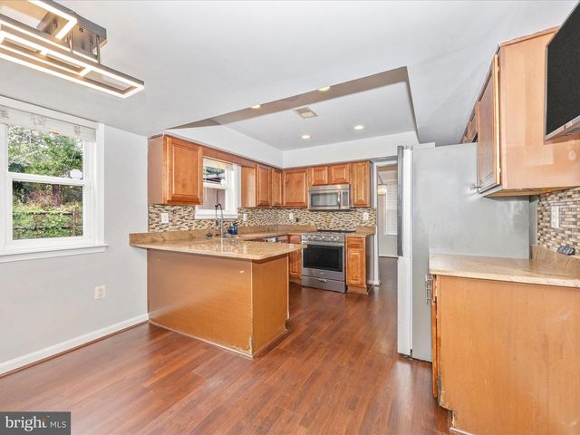 2584 SUSSEX CT, Waldorf, MD 20602