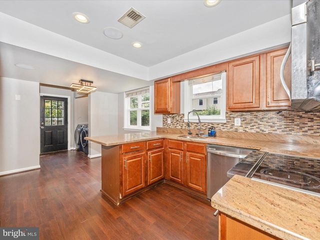 2584 SUSSEX CT, Waldorf, MD 20602