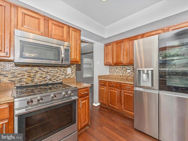 2584 SUSSEX CT, Waldorf, MD 20602