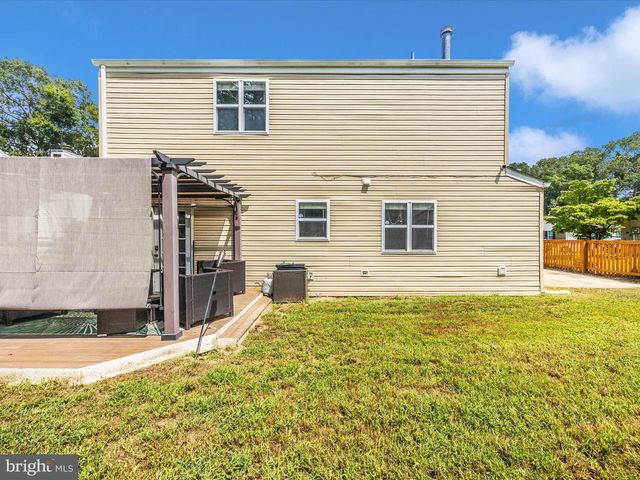 2584 SUSSEX CT, Waldorf, MD 20602