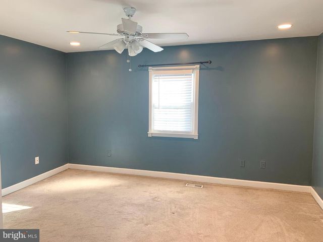 781 POWHATAN BEACH RD, Pasadena, MD 21122