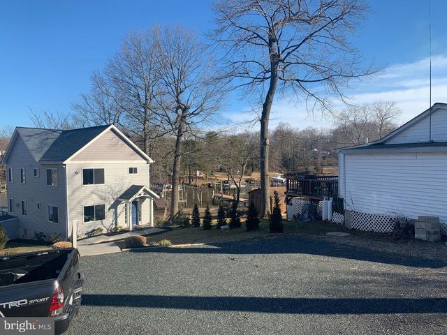 781 POWHATAN BEACH RD, Pasadena, MD 21122