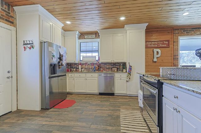 38 County Road 2220, Daingerfield, TX 75638